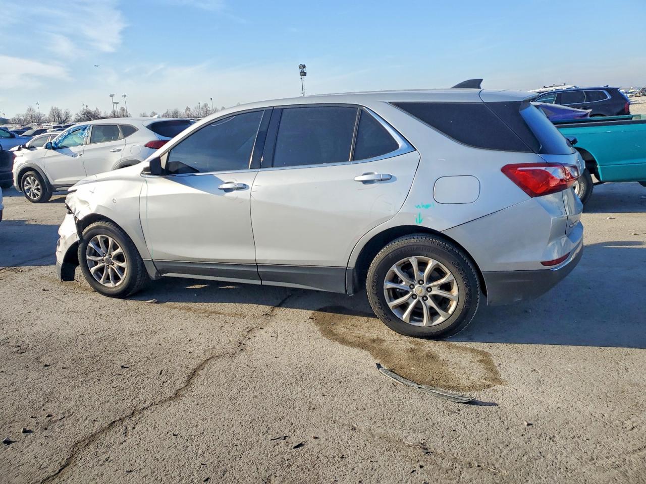2020 CHEVROLET EQUINOX LT photo 3
