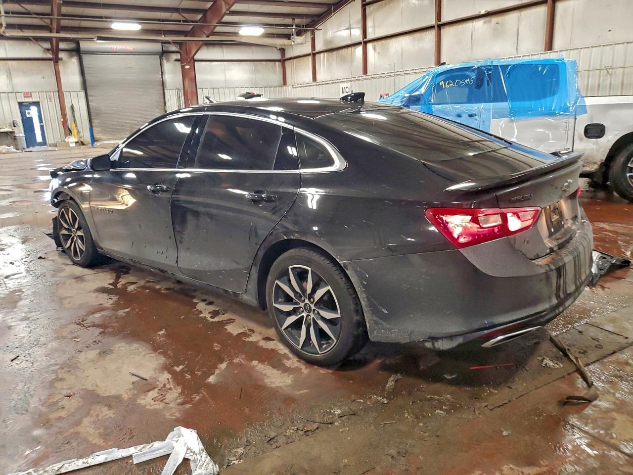 2023 CHEVROLET MALIBU RS photo 2