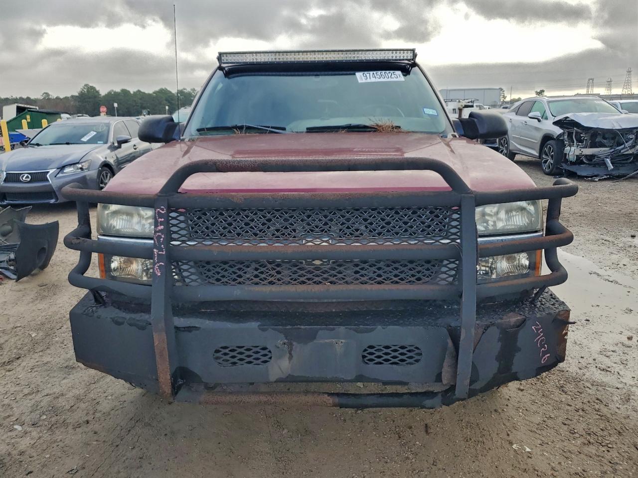 2004 CHEVROLET SILVERADO K2500 photo 5