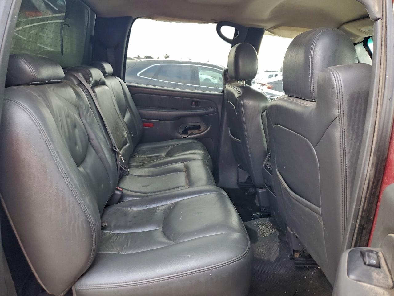 2004 CHEVROLET SILVERADO K2500 photo 10
