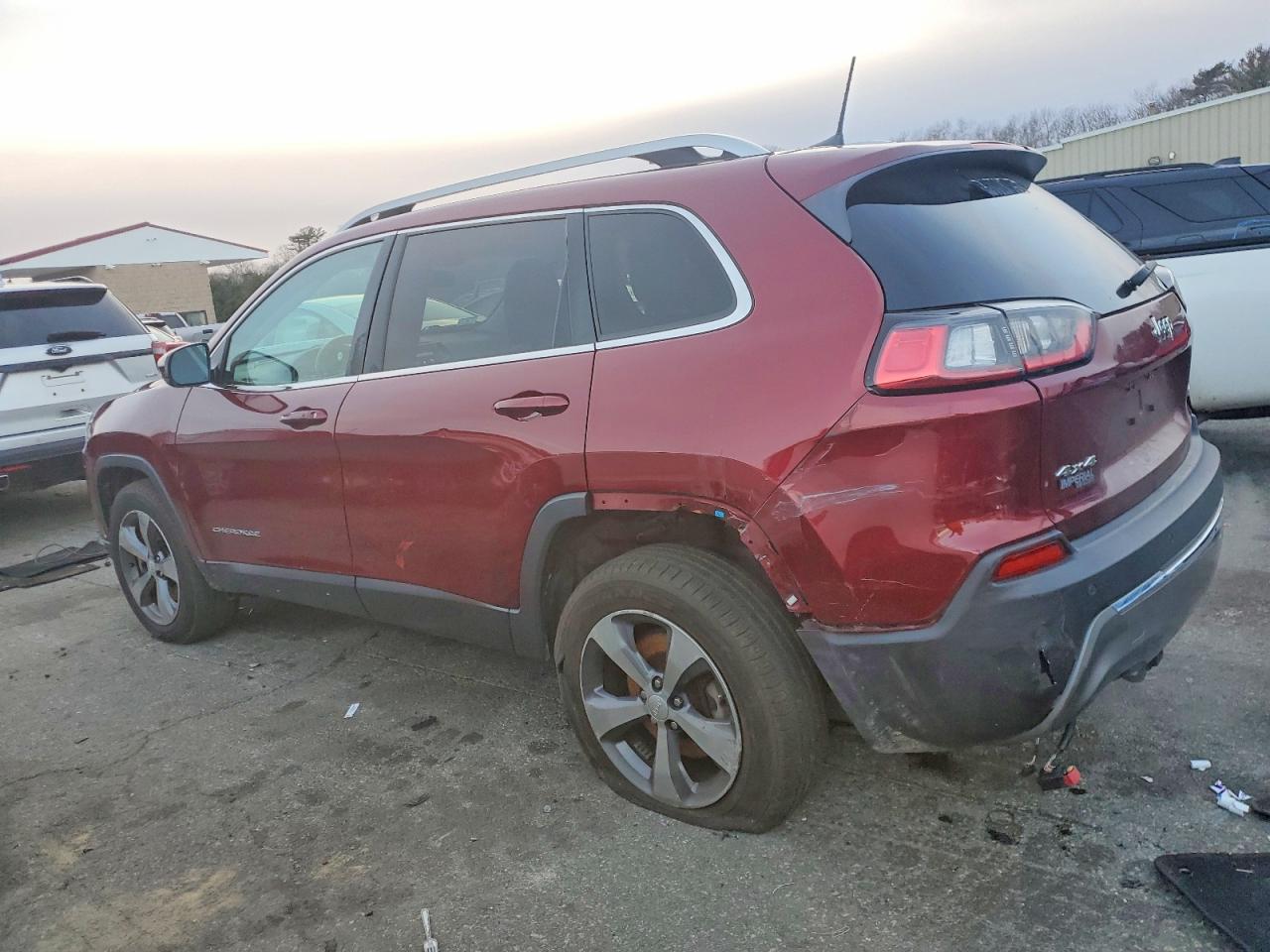 2019 JEEP CHEROKEE LIMITED photo 2