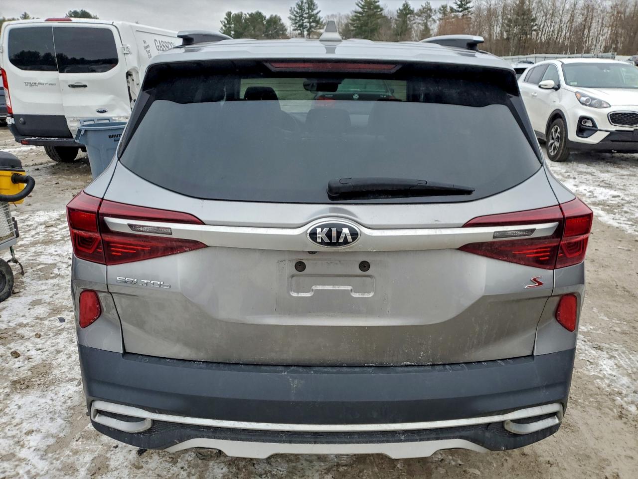2021 KIA SELTOS S photo 11