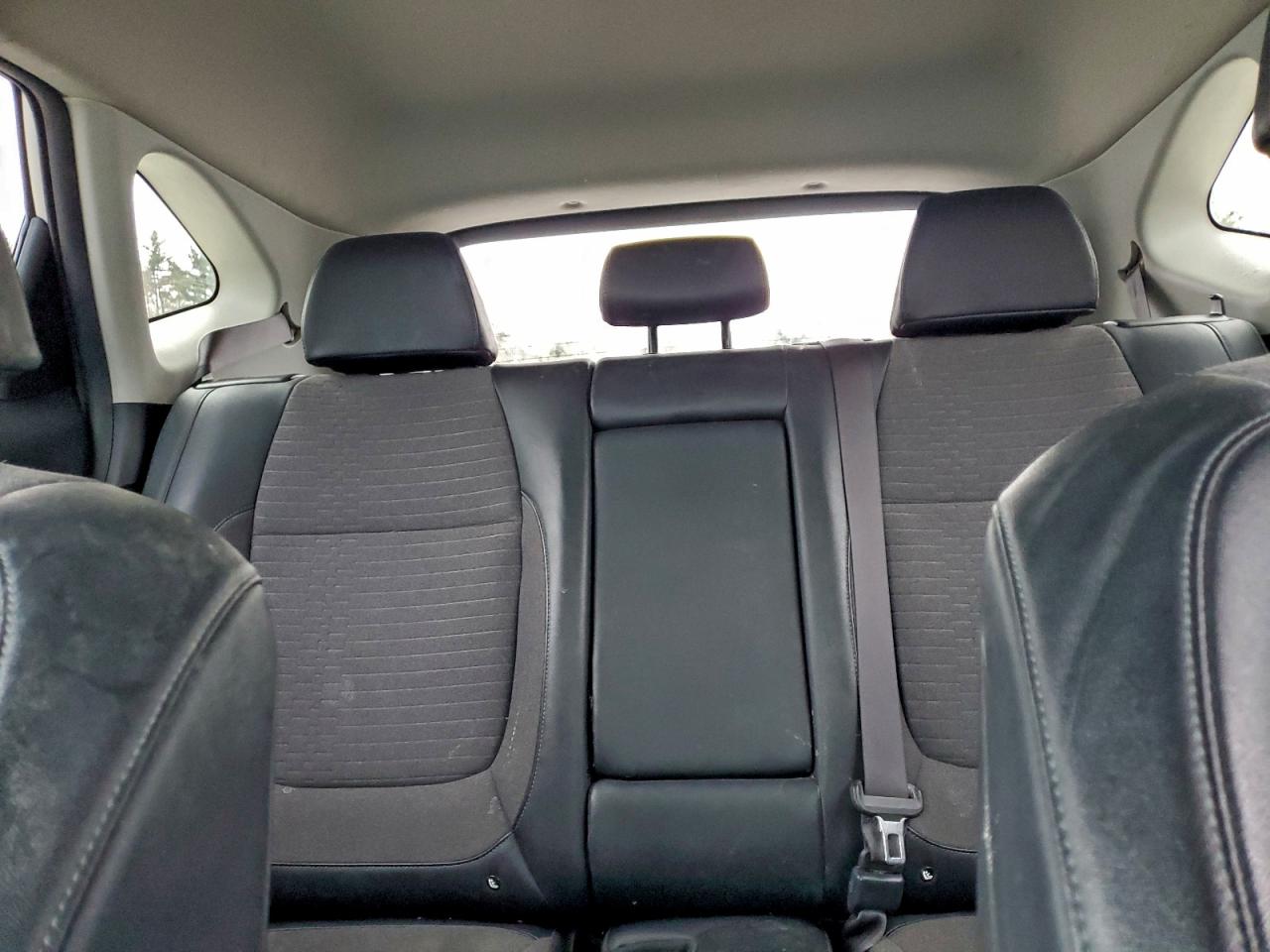 2021 KIA SELTOS S photo 19