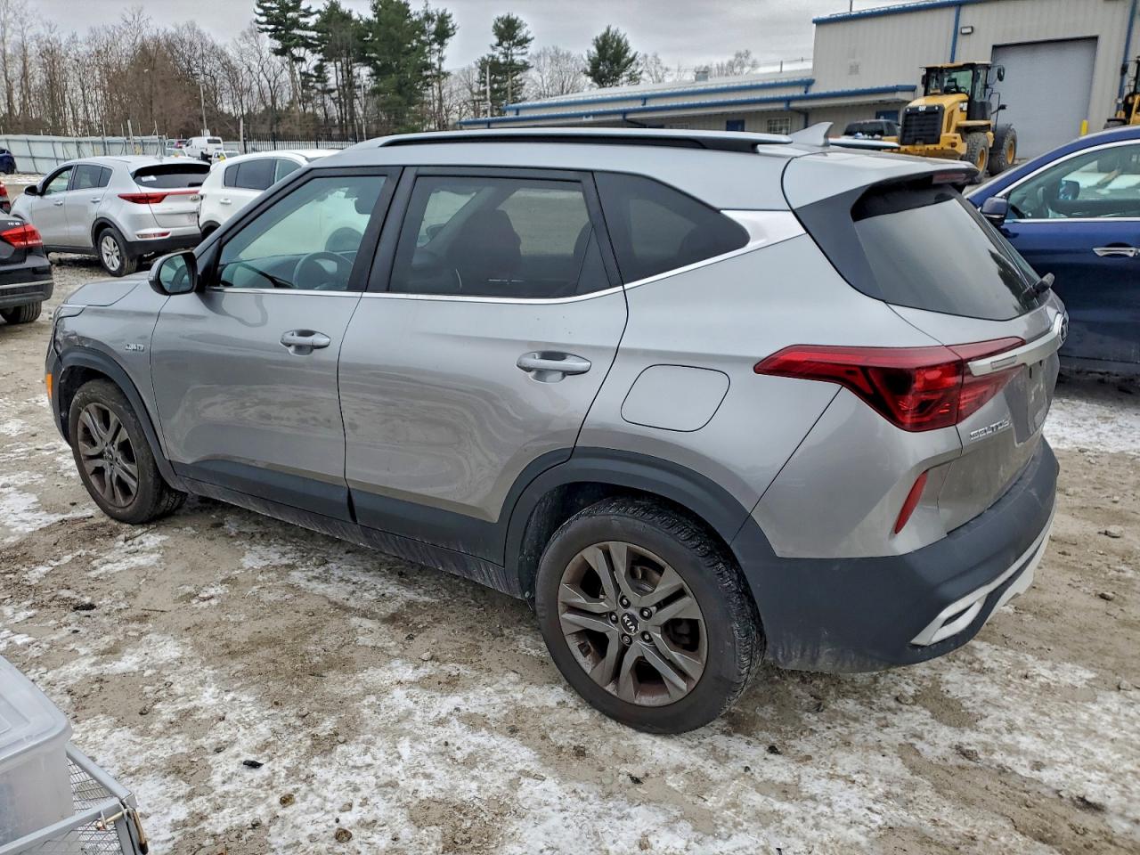 2021 KIA SELTOS S photo 3