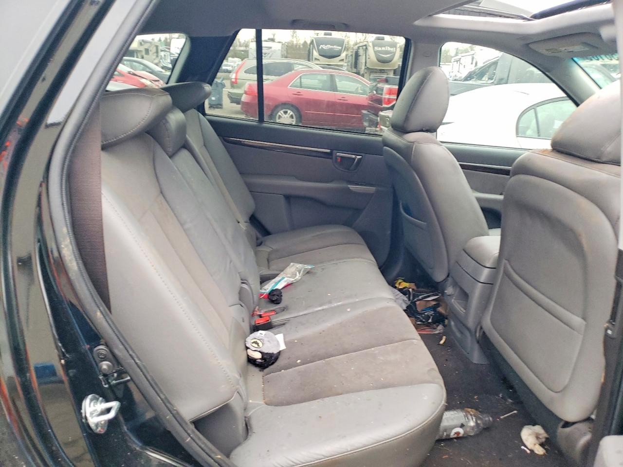 2011 HYUNDAI SANTA FE SE photo 19