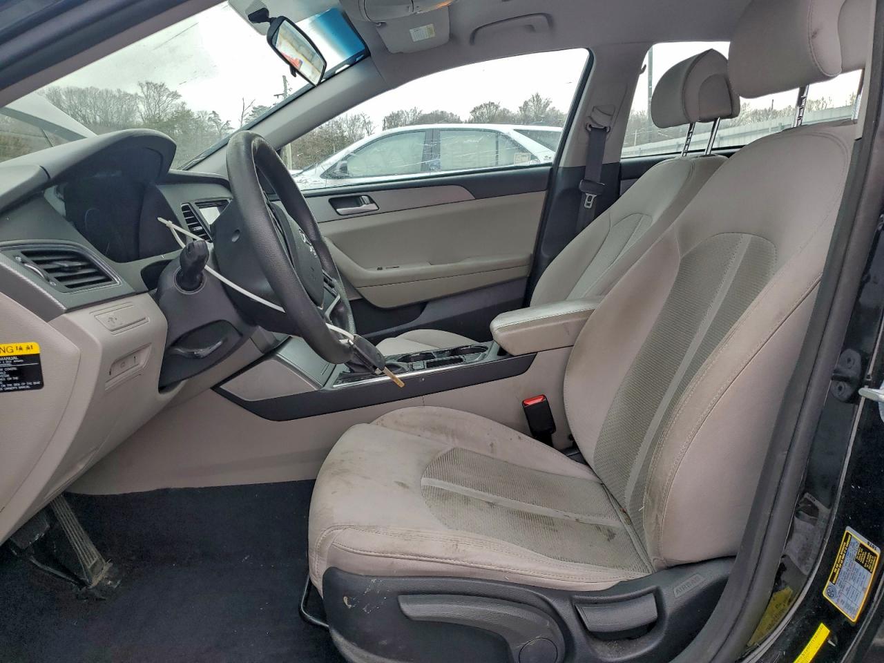 2015 HYUNDAI SONATA SE photo 7