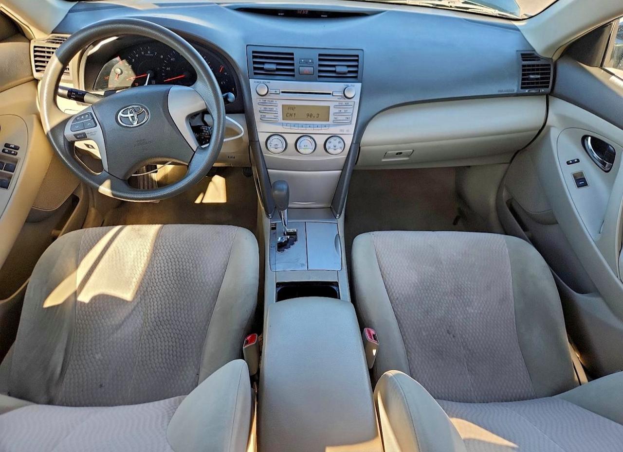 2011 TOYOTA CAMRY BASE photo 8