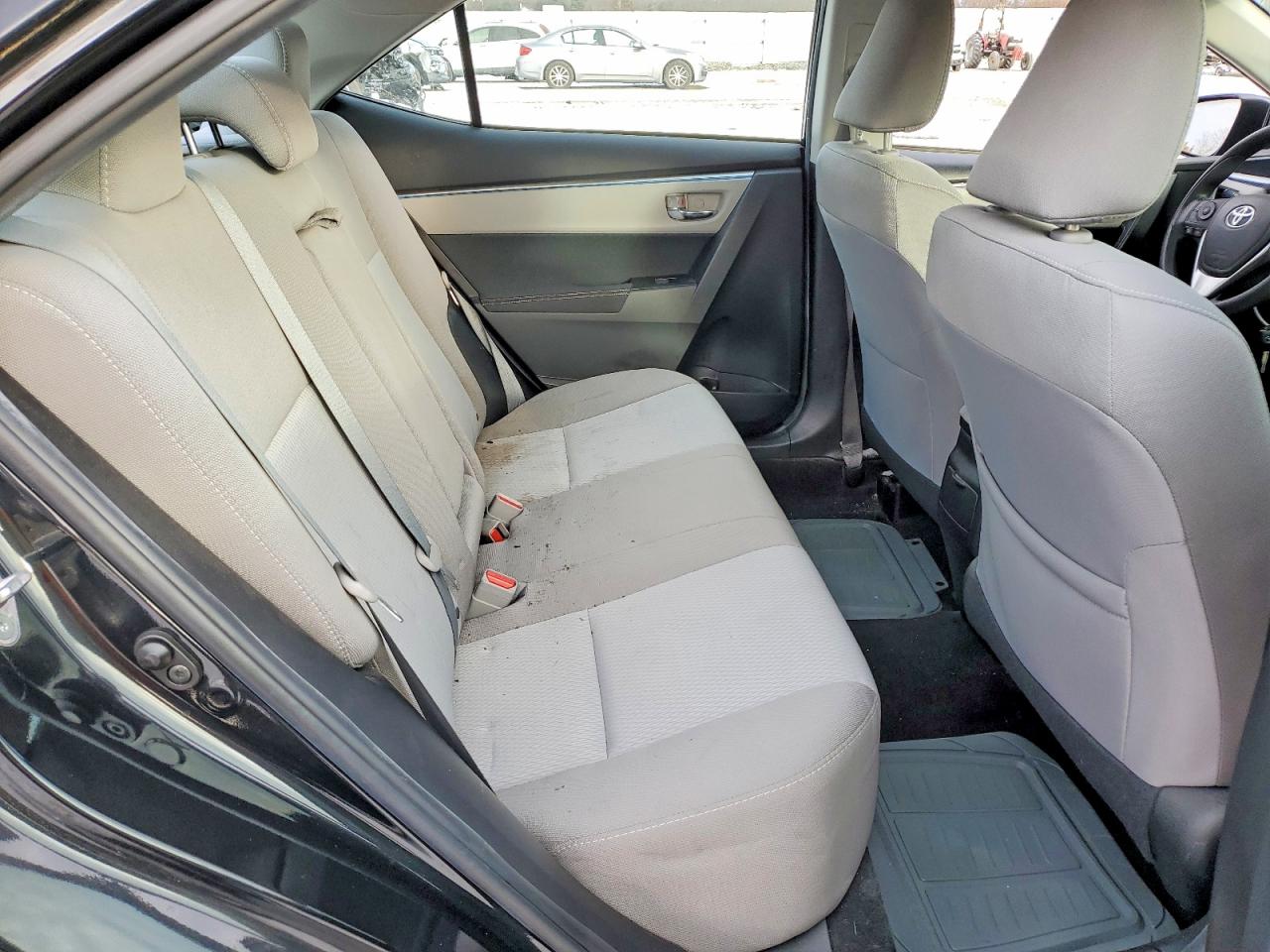 2016 TOYOTA COROLLA L photo 10
