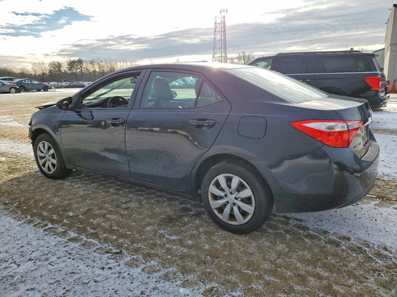 2016 TOYOTA COROLLA L photo 2