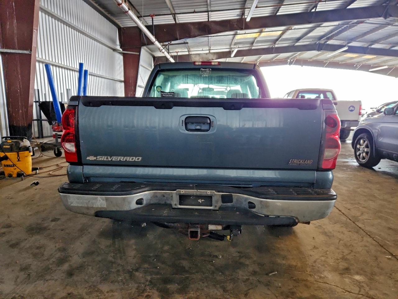 2007 CHEVROLET SILVERADO C1500 CLASSIC CREW CAB photo 6