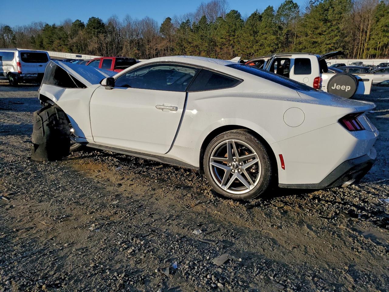 2024 FORD MUSTANG photo 2