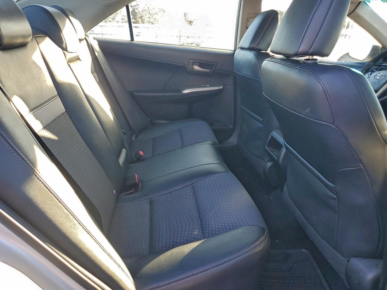 2014 TOYOTA CAMRY L photo 10