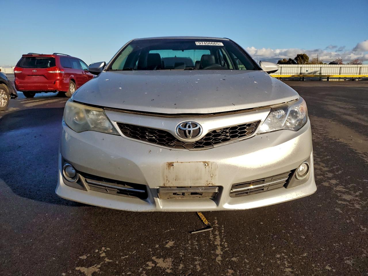 2014 TOYOTA CAMRY L photo 5