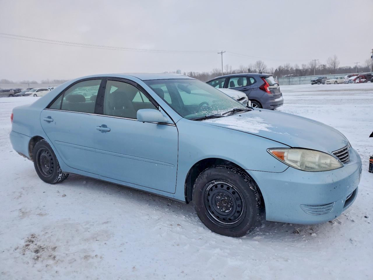 2005 TOYOTA CAMRY LE photo 4