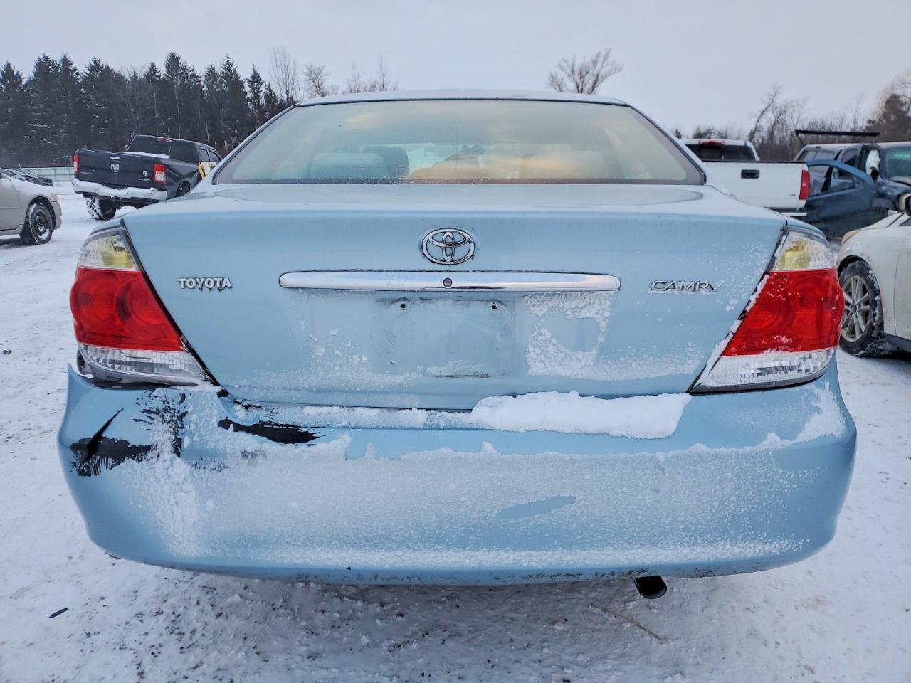 2005 TOYOTA CAMRY LE photo 6