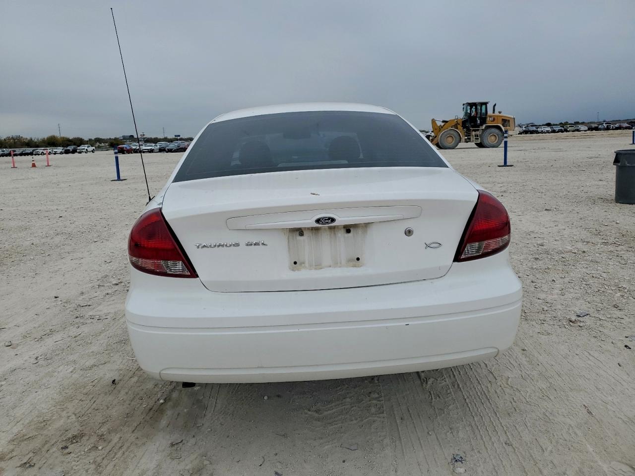 2007 FORD TAURUS SEL photo 6