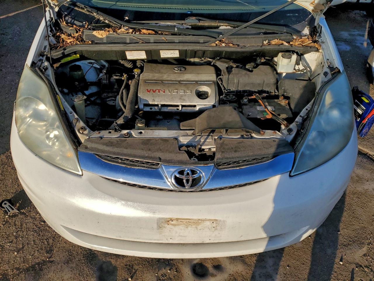 2006 TOYOTA SIENNA XLE photo 11