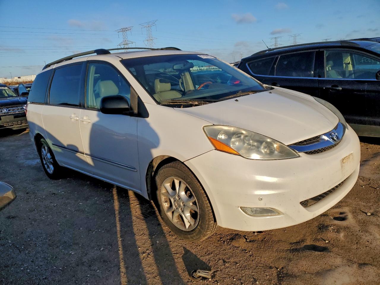 2006 TOYOTA SIENNA XLE photo 4
