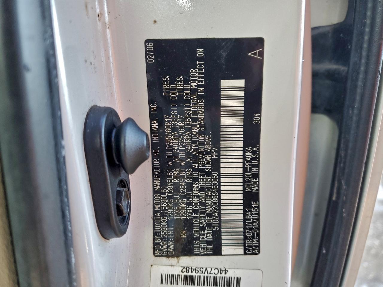 2006 TOYOTA SIENNA XLE photo 12