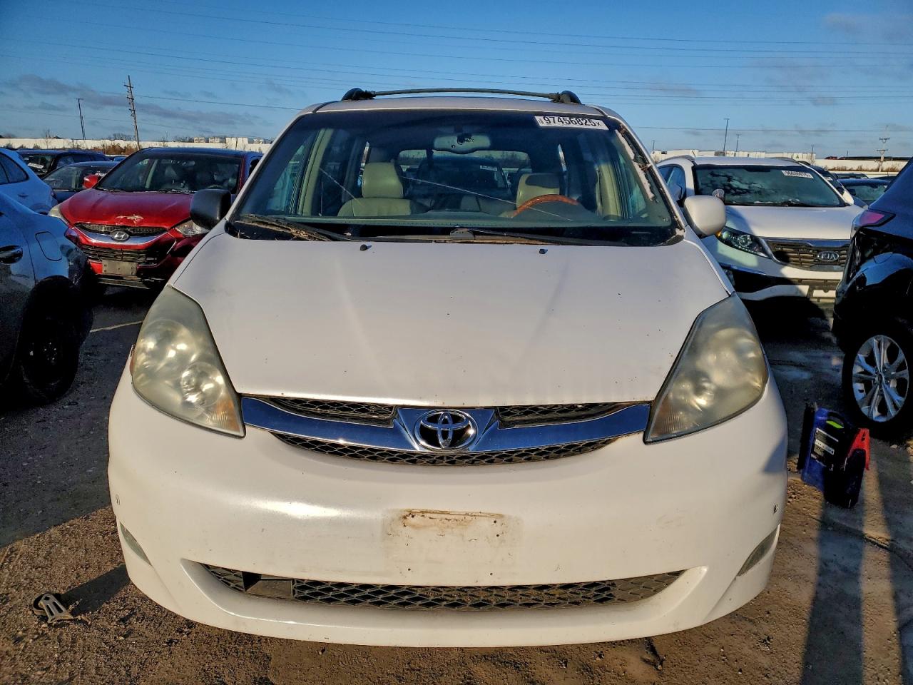 2006 TOYOTA SIENNA XLE photo 5