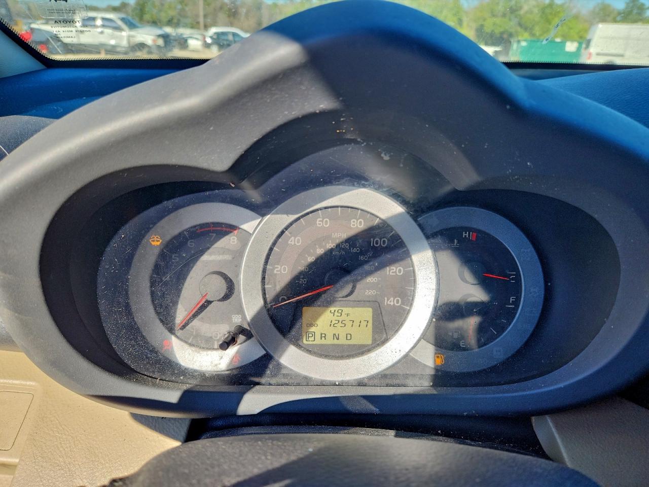 2010 TOYOTA RAV4 photo 25