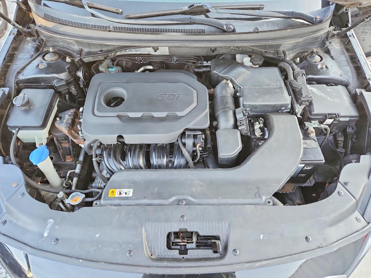 2015 HYUNDAI SONATA SE photo 11