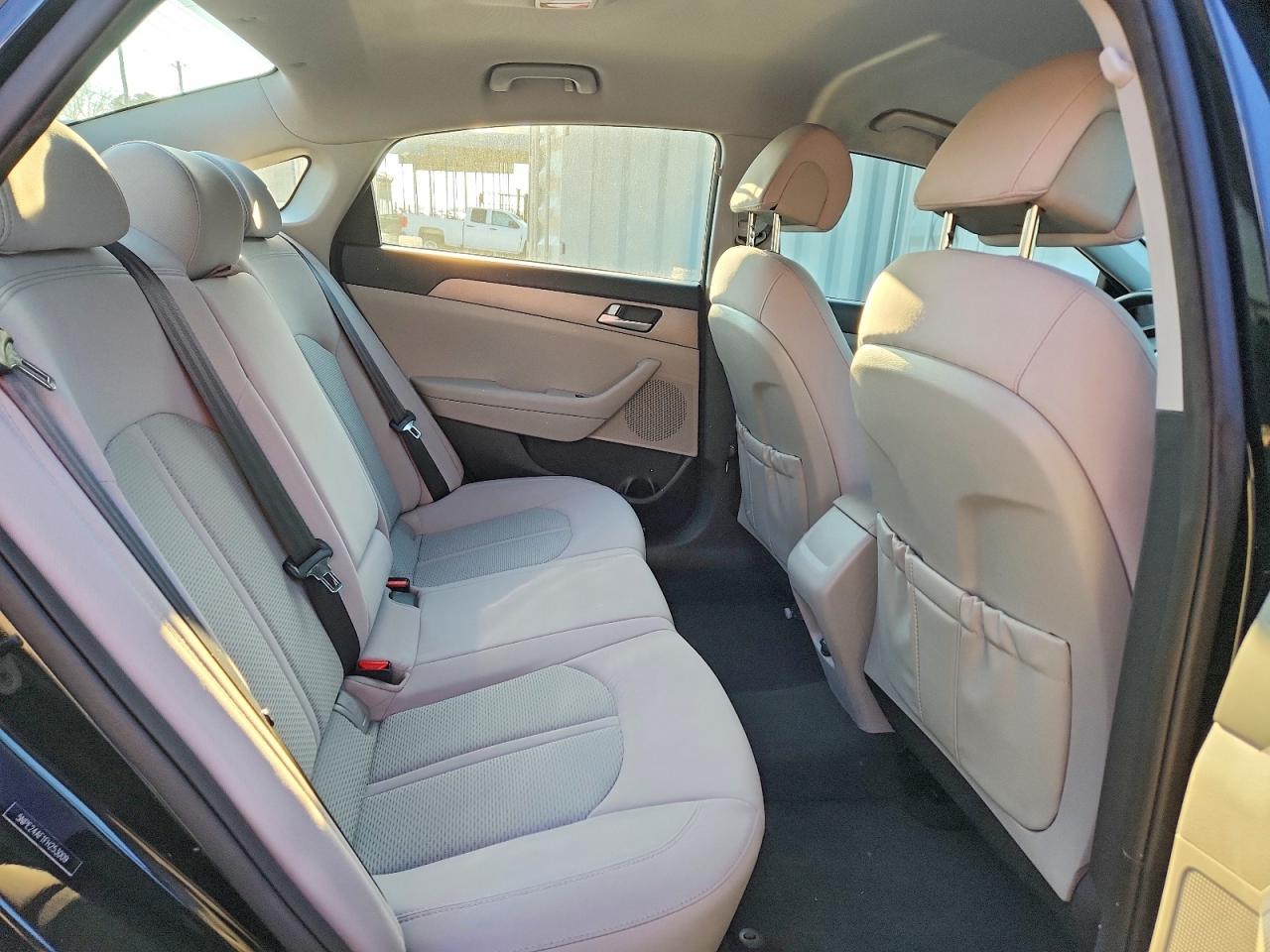 2015 HYUNDAI SONATA SE photo 10