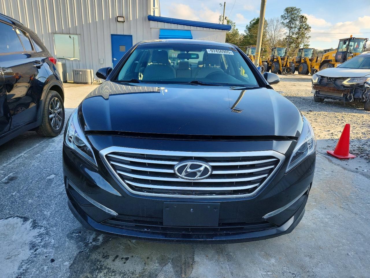 2015 HYUNDAI SONATA SE photo 5