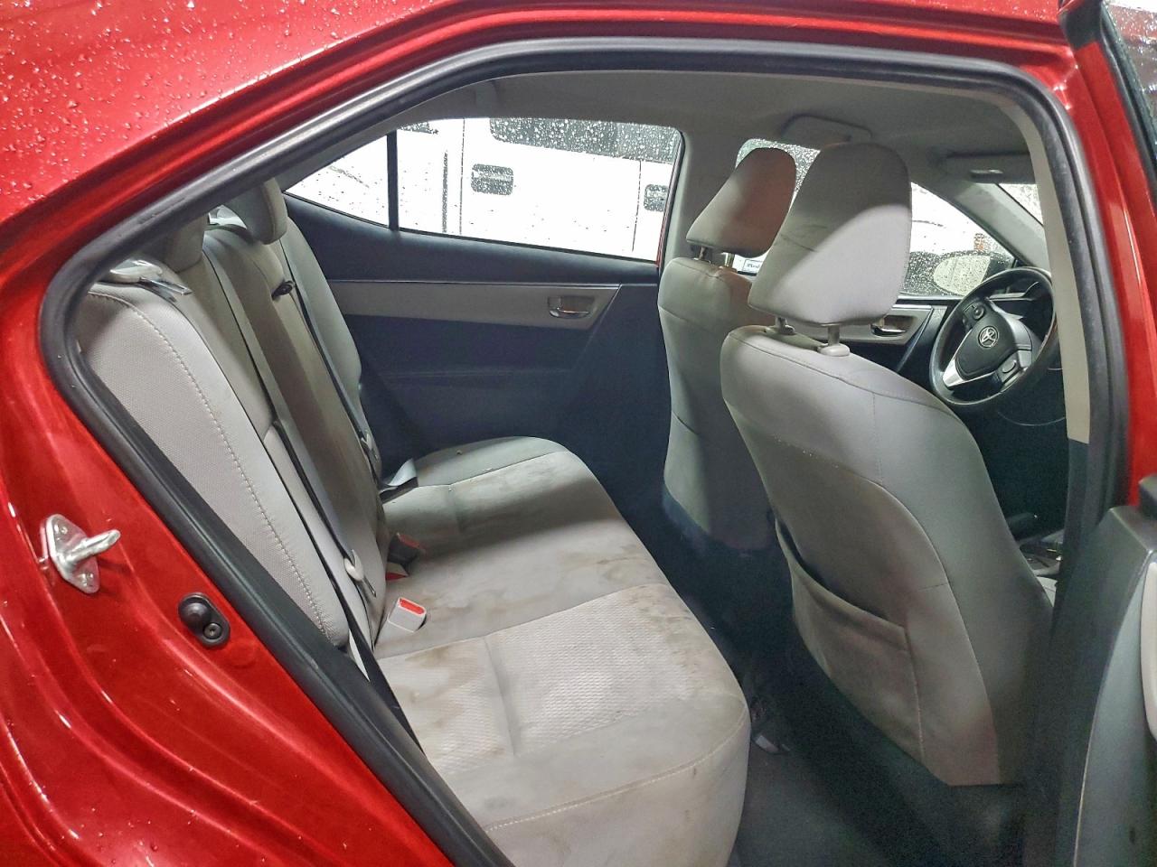 2015 TOYOTA COROLLA L photo 10