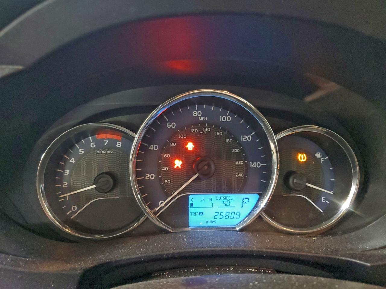 2015 TOYOTA COROLLA L photo 9