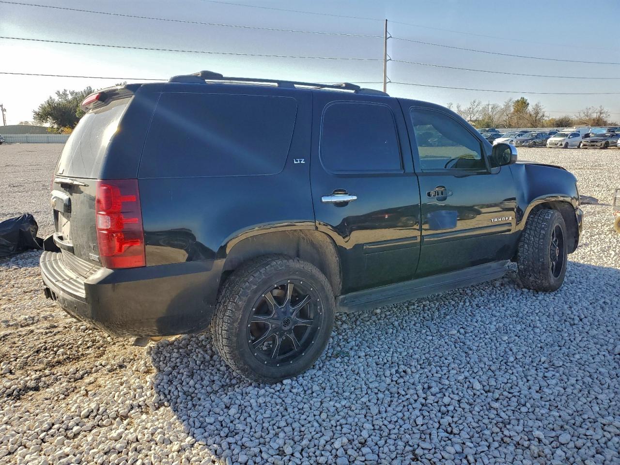 2008 CHEVROLET TAHOE C1500 photo 3