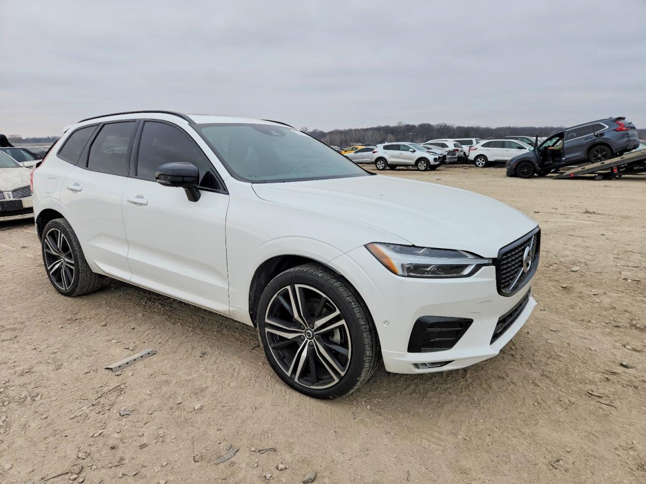 2021 VOLVO XC60 T5 R-DESIGN photo 4