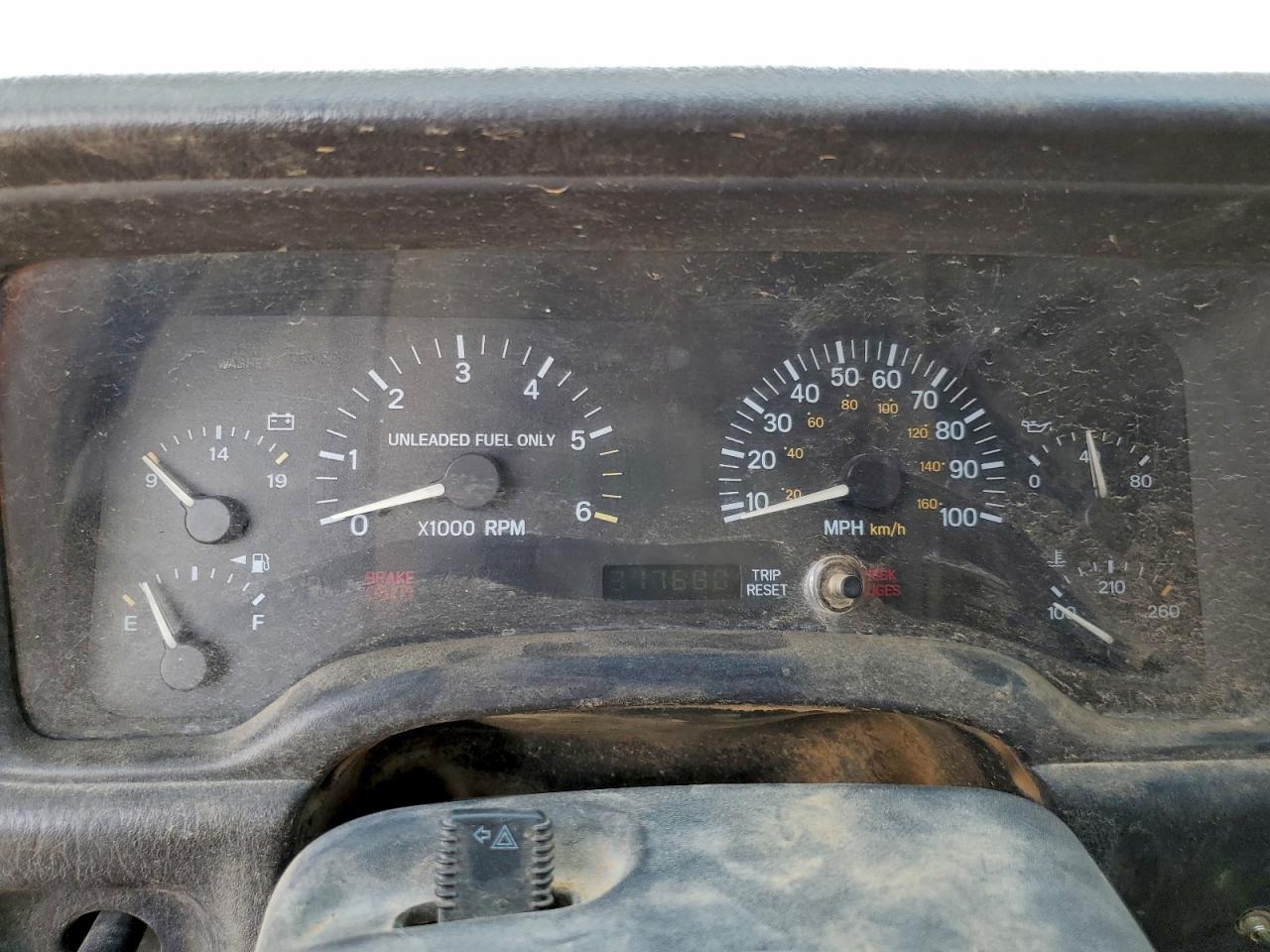 1997 JEEP CHEROKEE COUNTRY photo 9