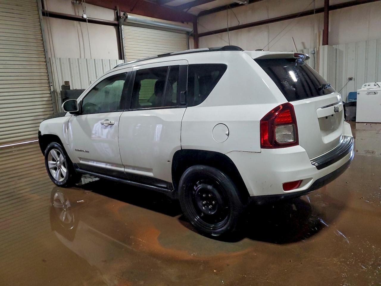 2016 JEEP COMPASS LATITUDE photo 2
