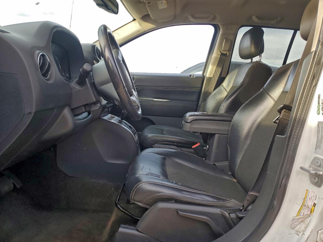 2016 JEEP COMPASS LATITUDE photo 7
