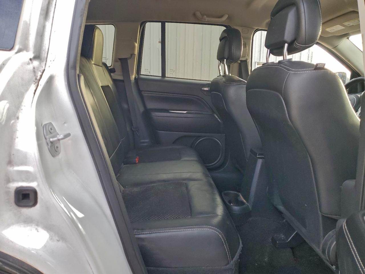 2016 JEEP COMPASS LATITUDE photo 11