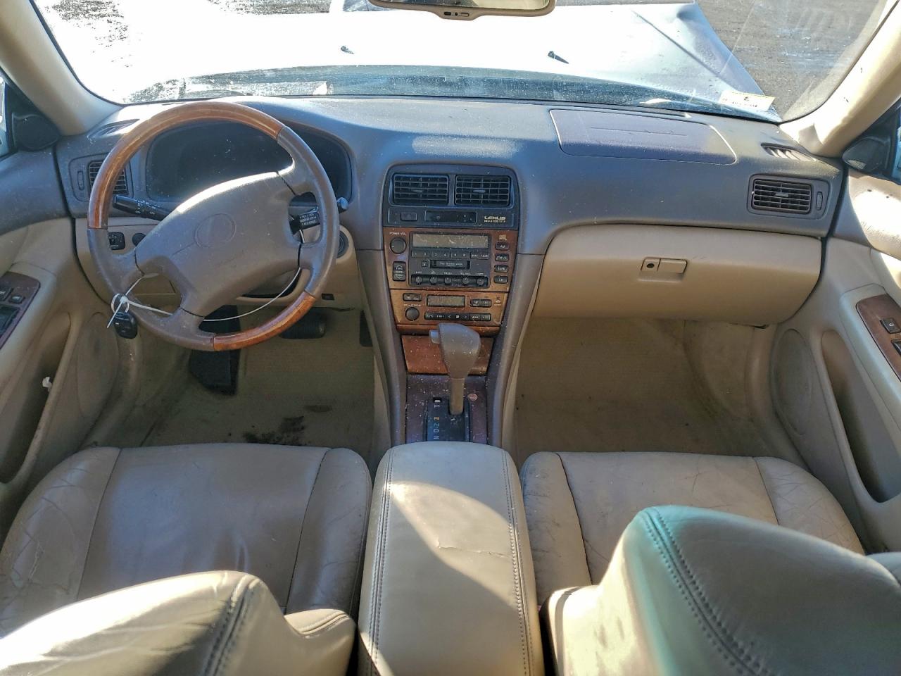 2001 LEXUS ES 300 photo 8