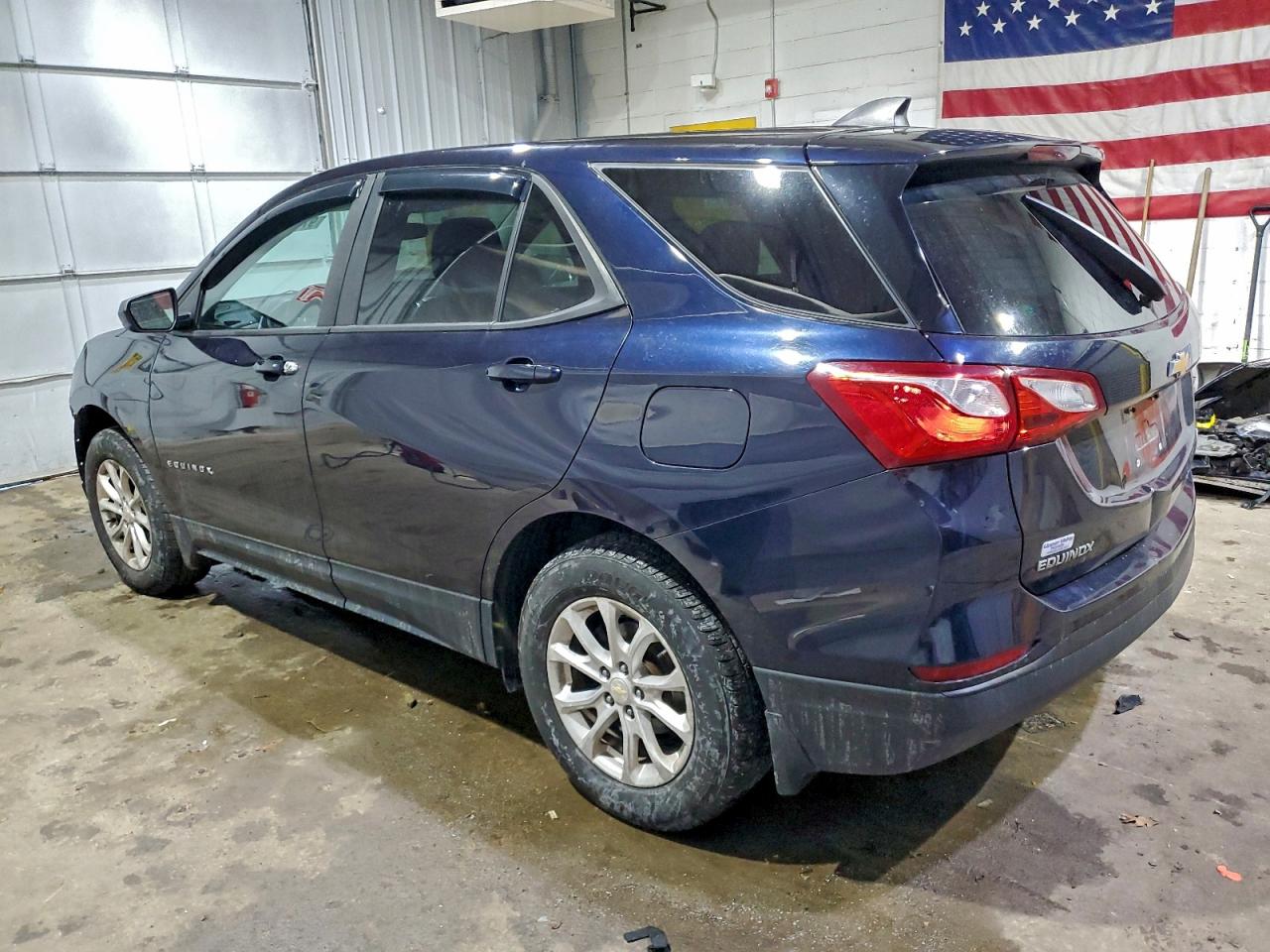 2020 CHEVROLET EQUINOX LS photo 3