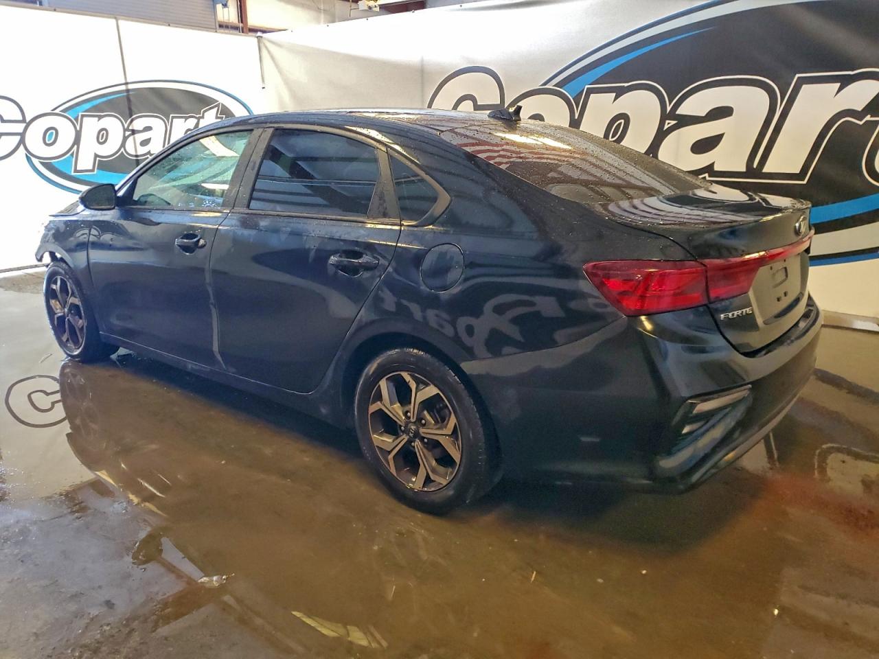 2021 KIA FORTE FE photo 2