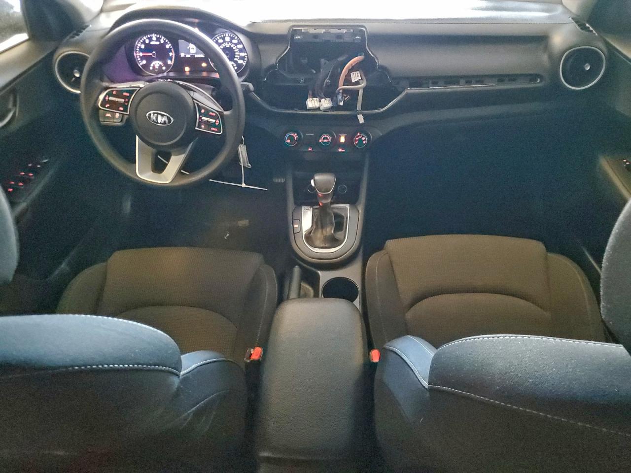 2021 KIA FORTE FE photo 8
