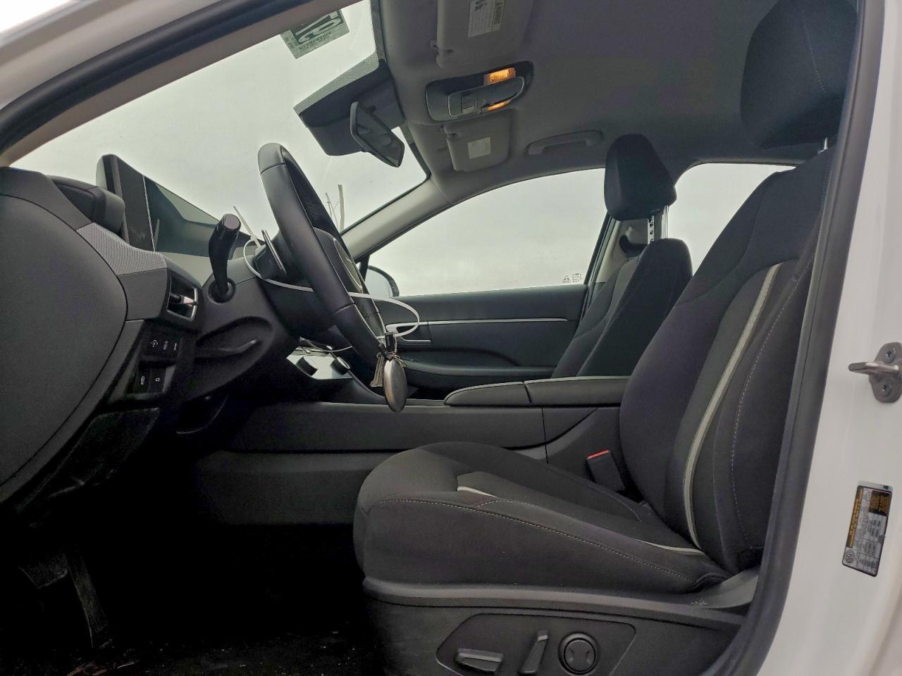 2025 HYUNDAI SONATA HYBRID photo 7