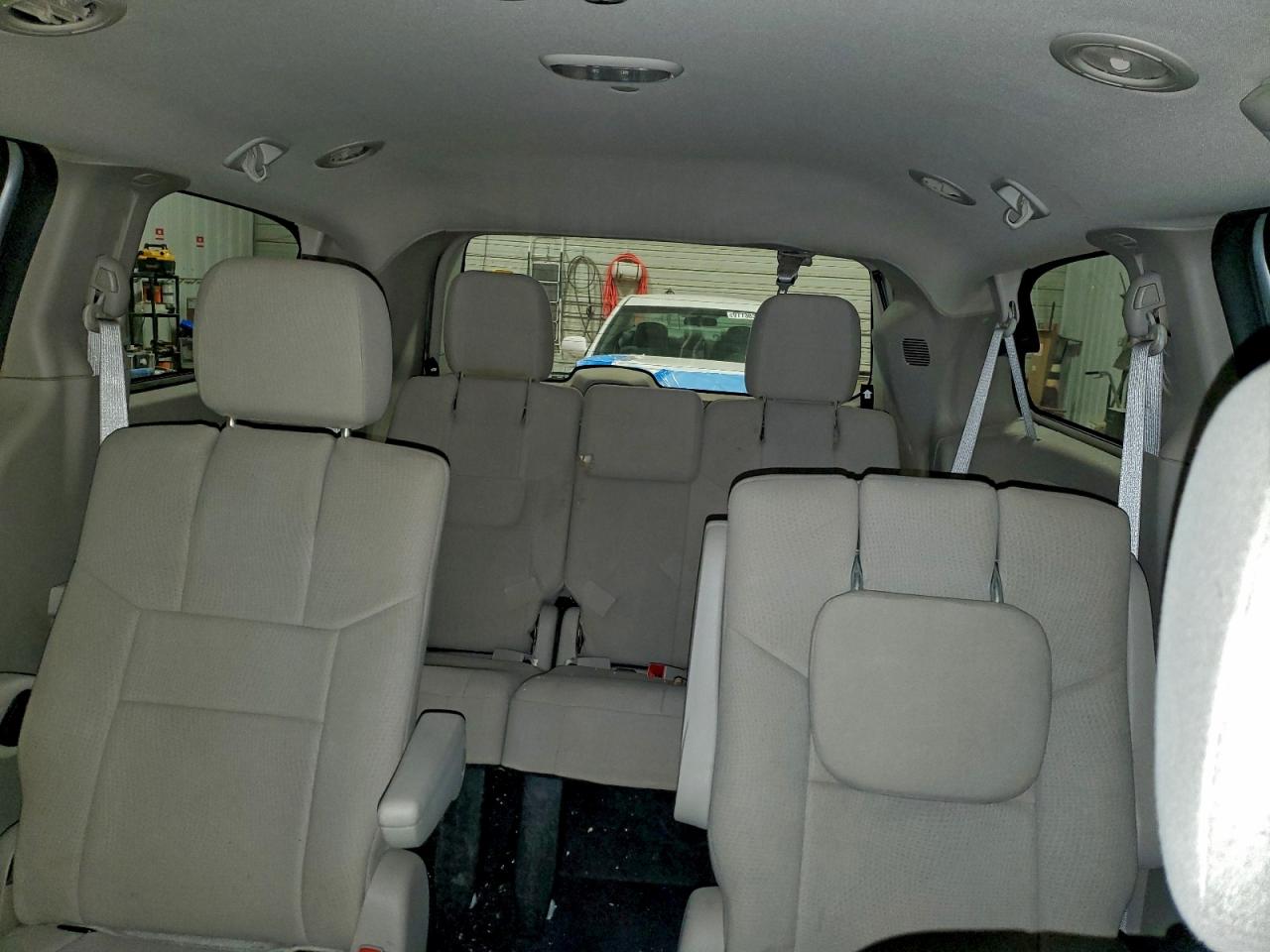 2011 DODGE GRAND CARAVAN MAINSTREET photo 10