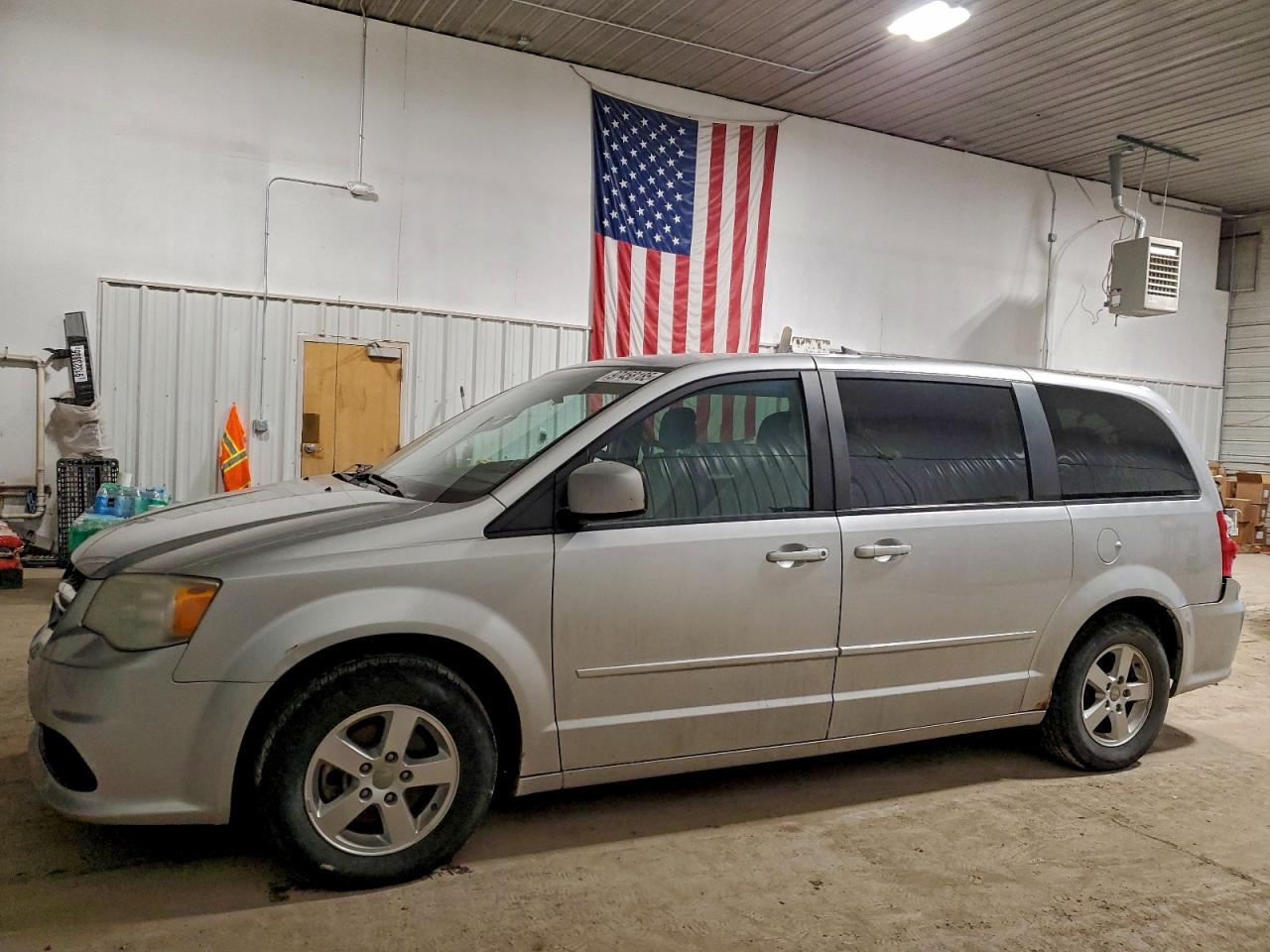 2011 DODGE GRAND CARAVAN