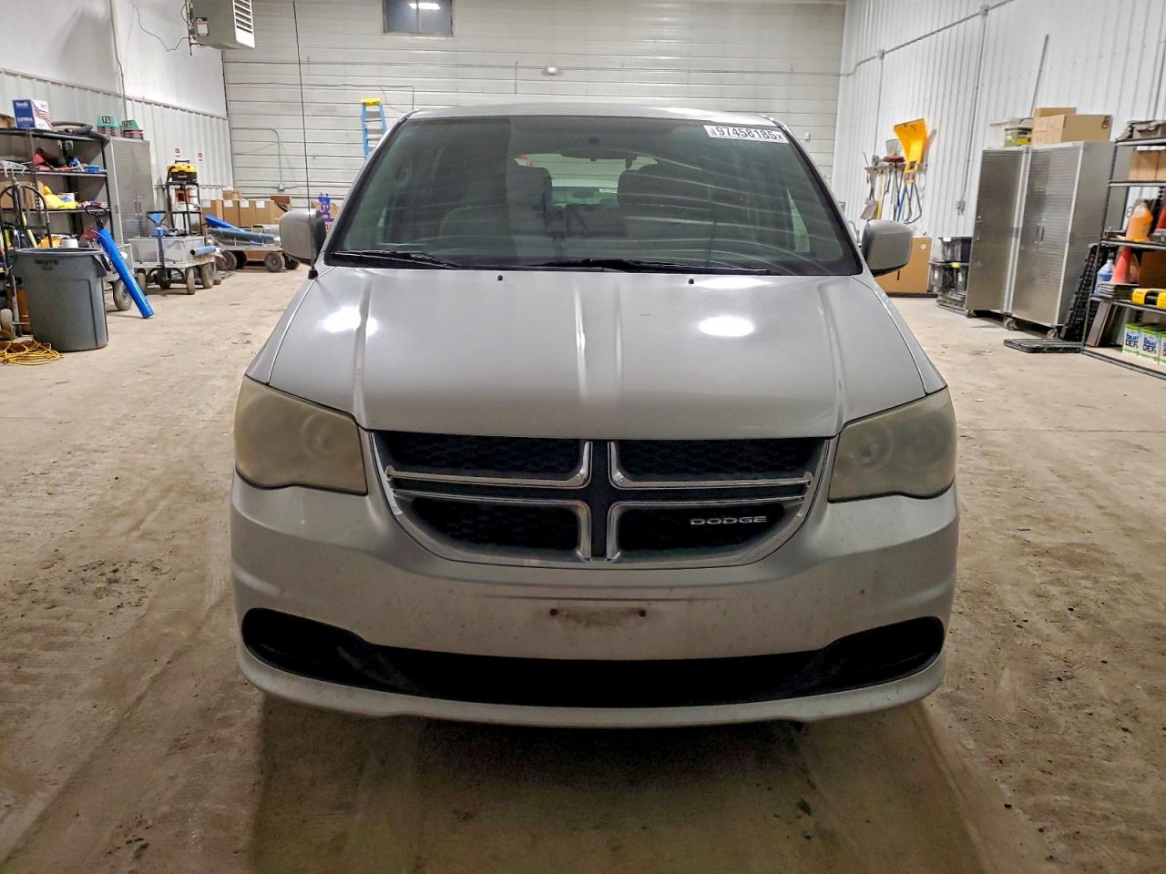 2011 DODGE GRAND CARAVAN MAINSTREET photo 5