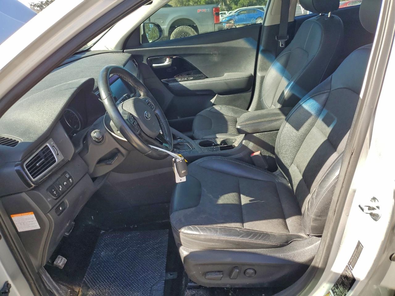 2019 KIA NIRO EX photo 7