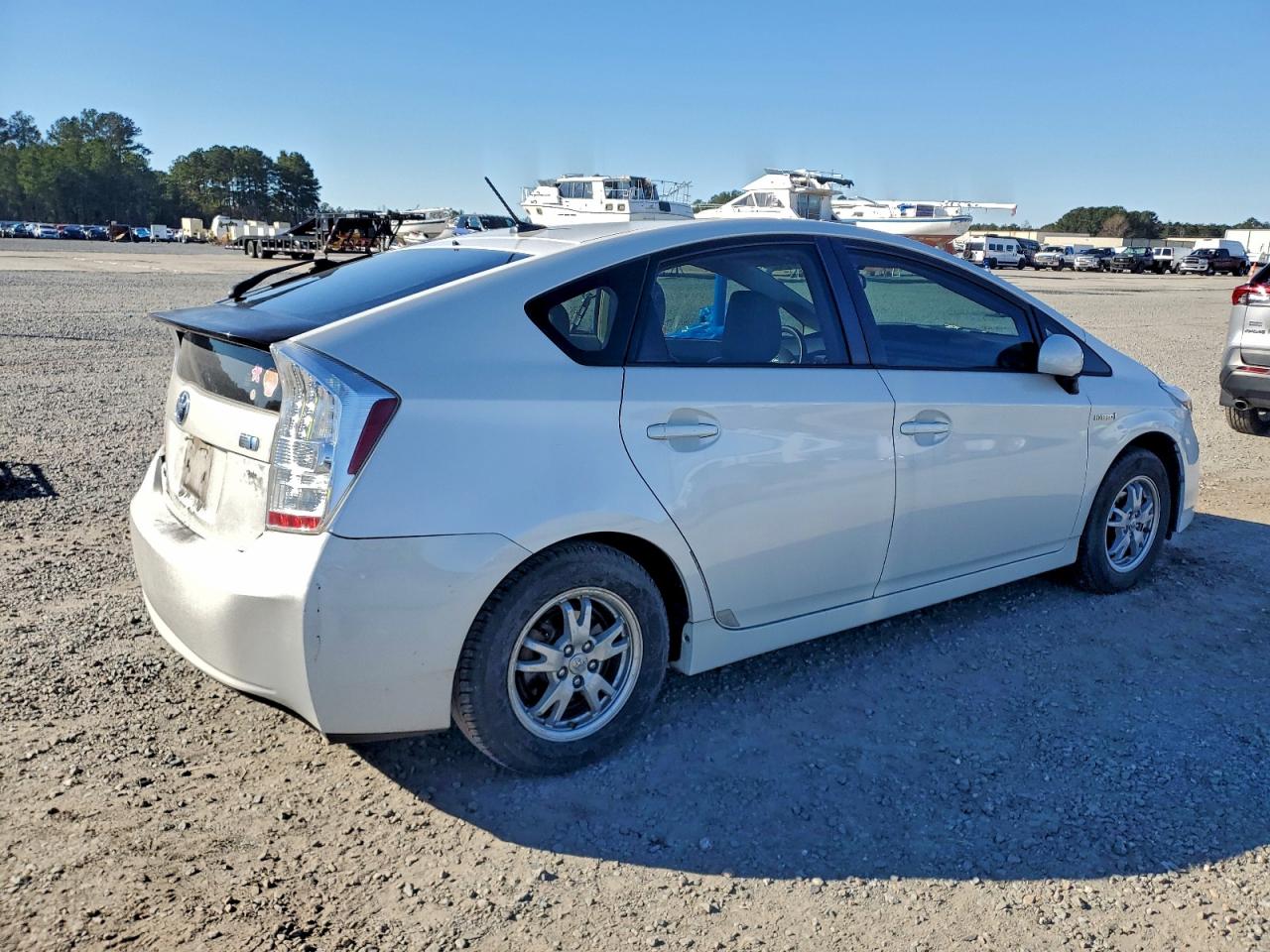 2011 TOYOTA PRIUS photo 3
