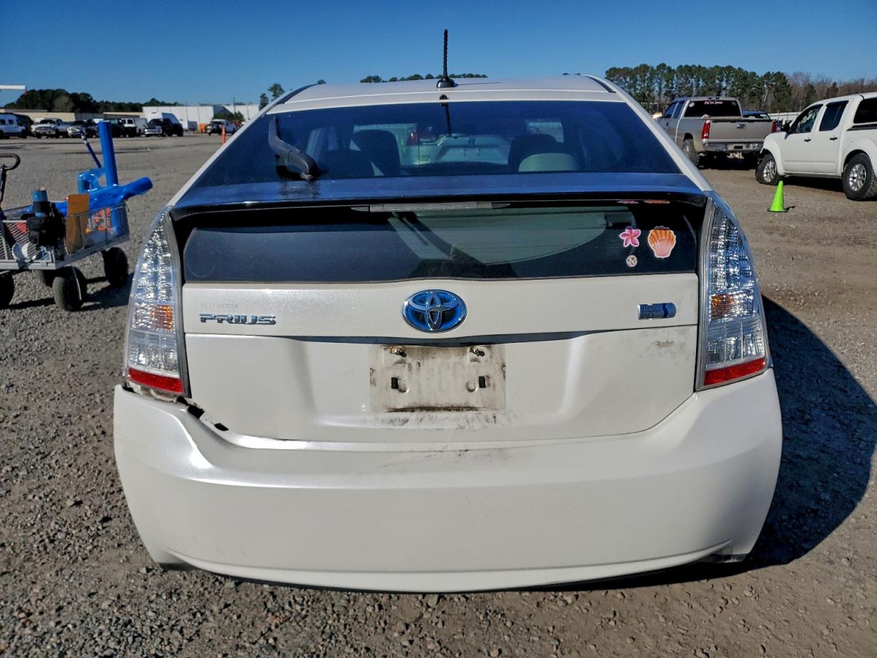 2011 TOYOTA PRIUS photo 6