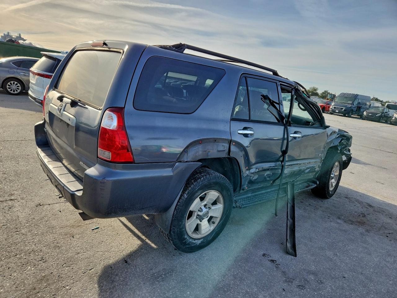 2006 TOYOTA 4RUNNER SR5 photo 3