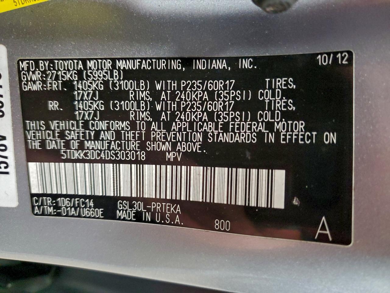 2013 TOYOTA SIENNA LE photo 13