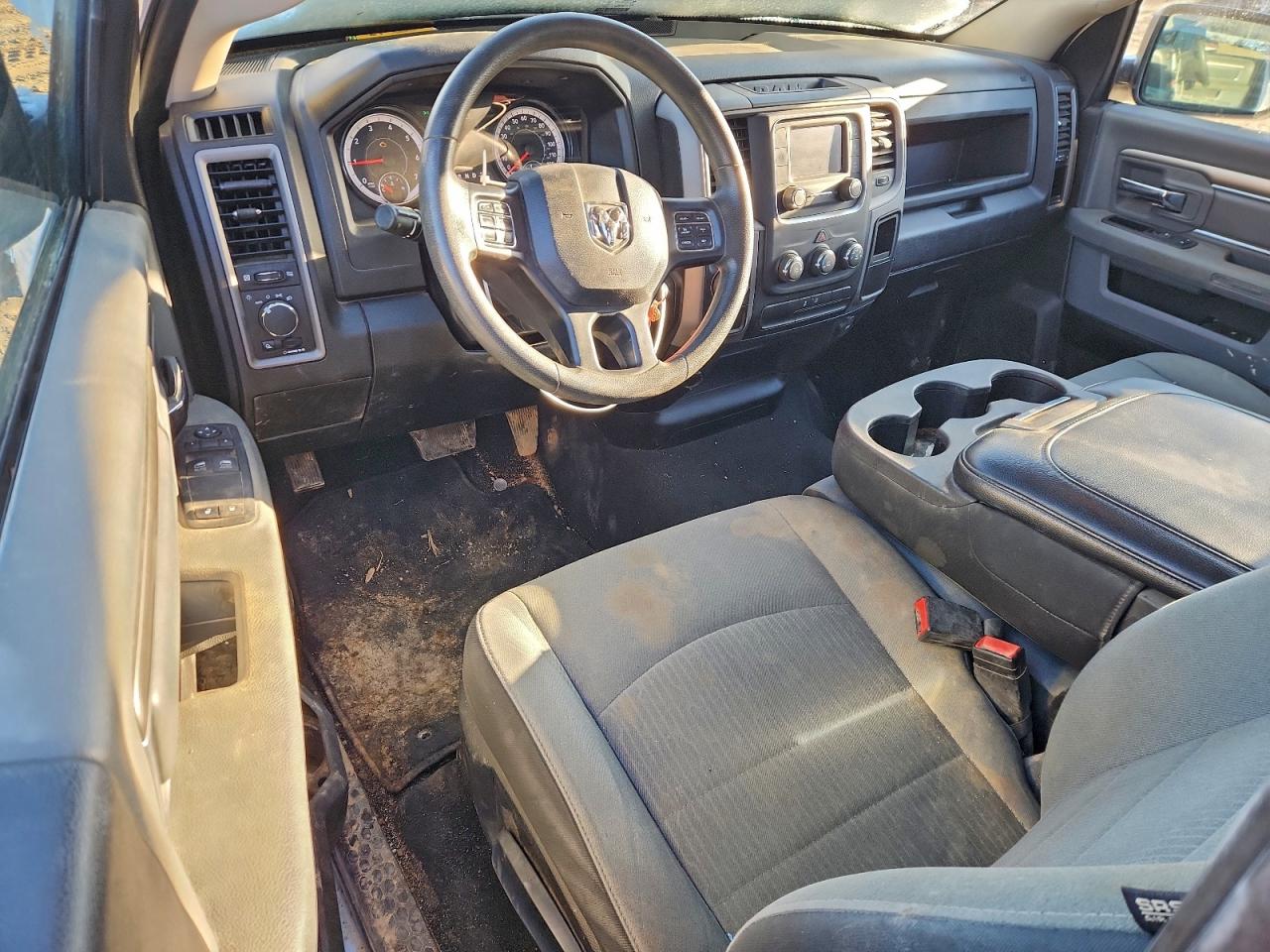 2021 RAM 1500 CLASSIC TRADESMAN photo 8